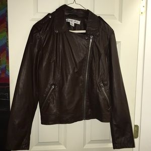 Celebrity Pink• Chocolate brown jacket